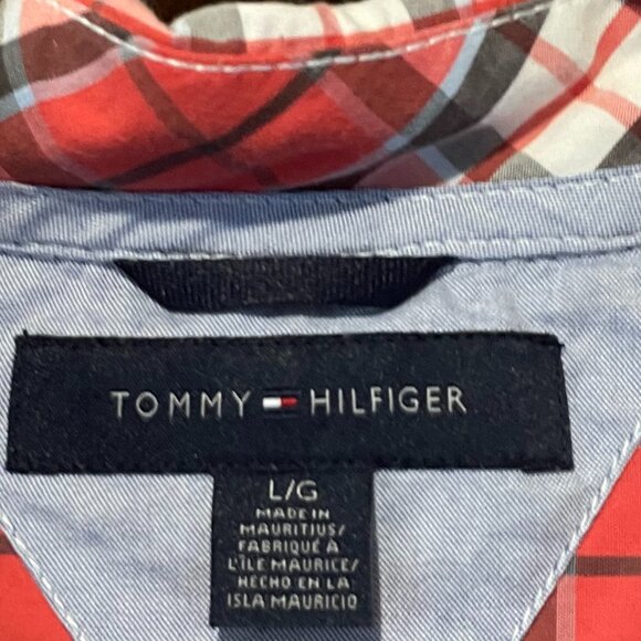 Tommy Hilfiger Short Sleeve Button Down Plaid Shirt - Picture 3 of 4